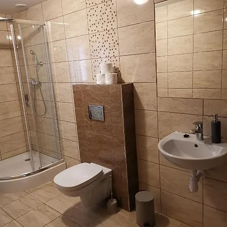 Goscinne Pod Limbami Privat bolig *