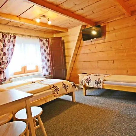 Homestay Goscinne Pod Limbami Ciche Male