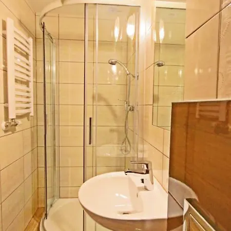 Goscinne Pod Limbami Ciche Małe